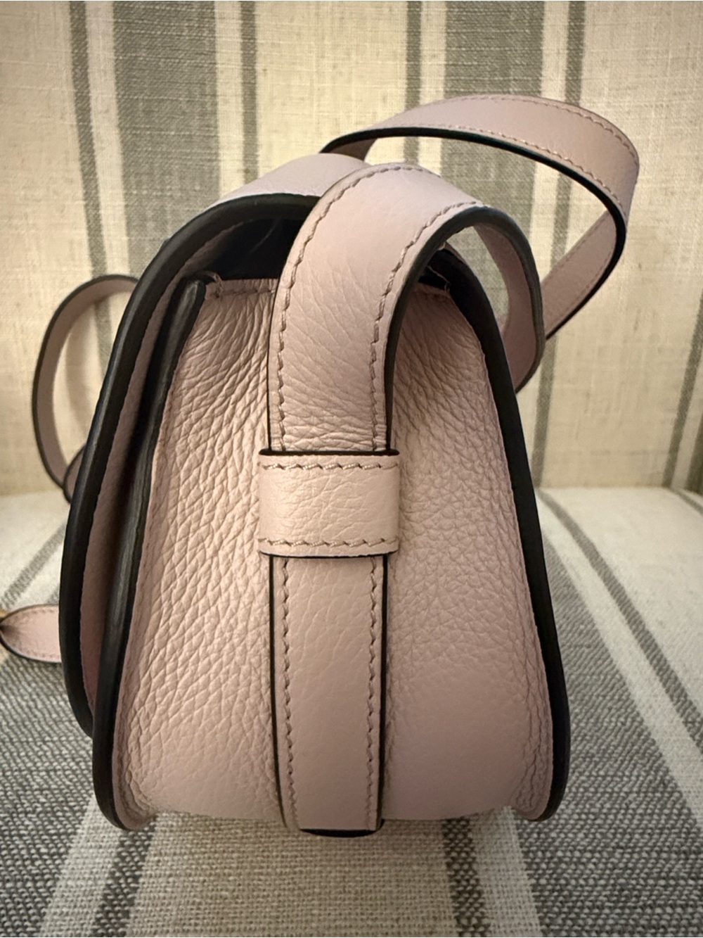 Chloe  Misty Lavender Leather Saddle Crossbody Bag - Picture 3 of 10